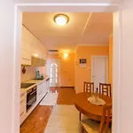 Apartament Marko Beachfront Seget *