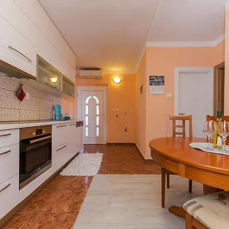 Marko Beachfront Seget