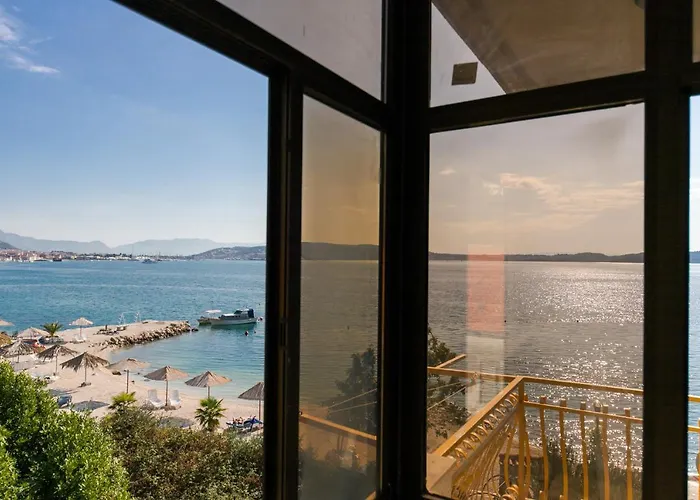 Appartement Marko Beachfront Seget