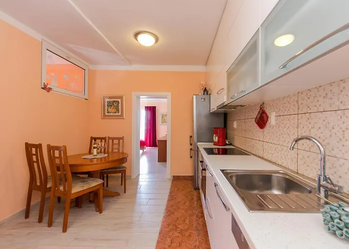 Appartement Marko Beachfront Seget