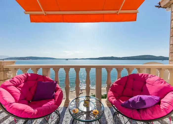 Marko Beachfront Seget Appartement *