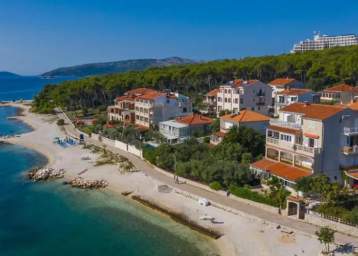 Appartement Marko Beachfront Seget Trogir