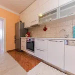 Marko Beachfront Seget Apartman