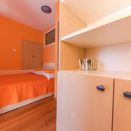 Apartman Marko Beachfront Seget *