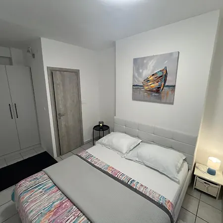 Marko Beachfront Seget * Трогир