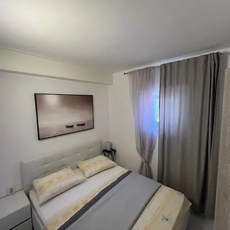 Апартаменты Marko Beachfront Seget *