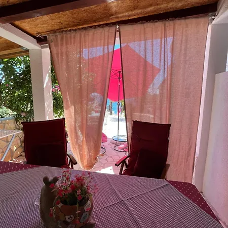 Apartman Marko Beachfront Seget