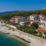 Lägenhet Marko Beachfront Seget Trogir