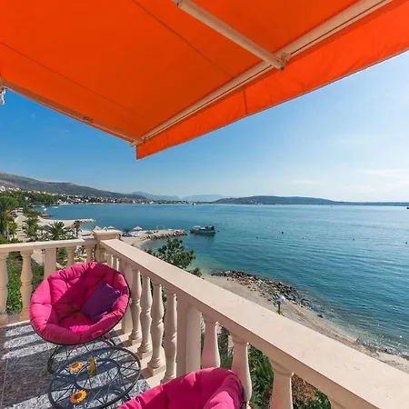 Marko Beachfront Seget Trogir