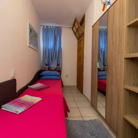 Marko Beachfront Seget Apartment *